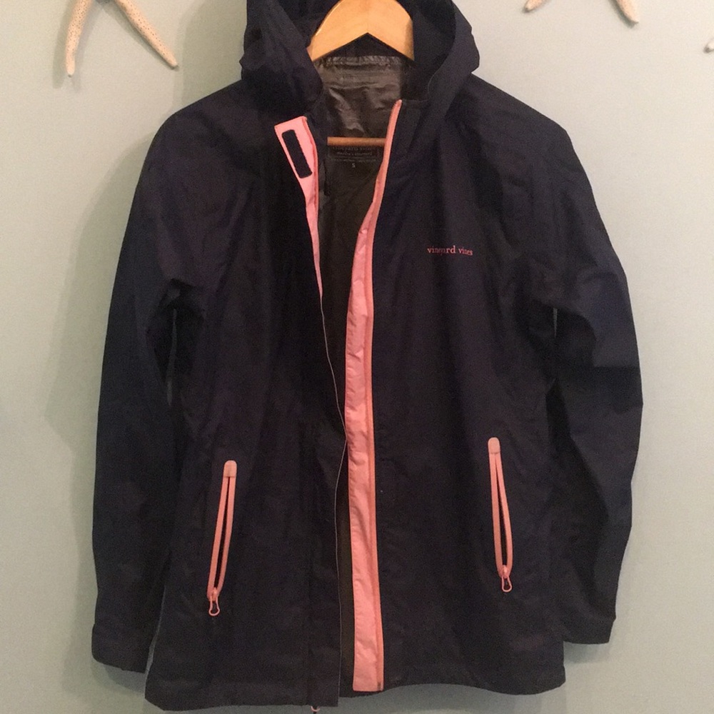 Vineyard Vines Navy raincoat